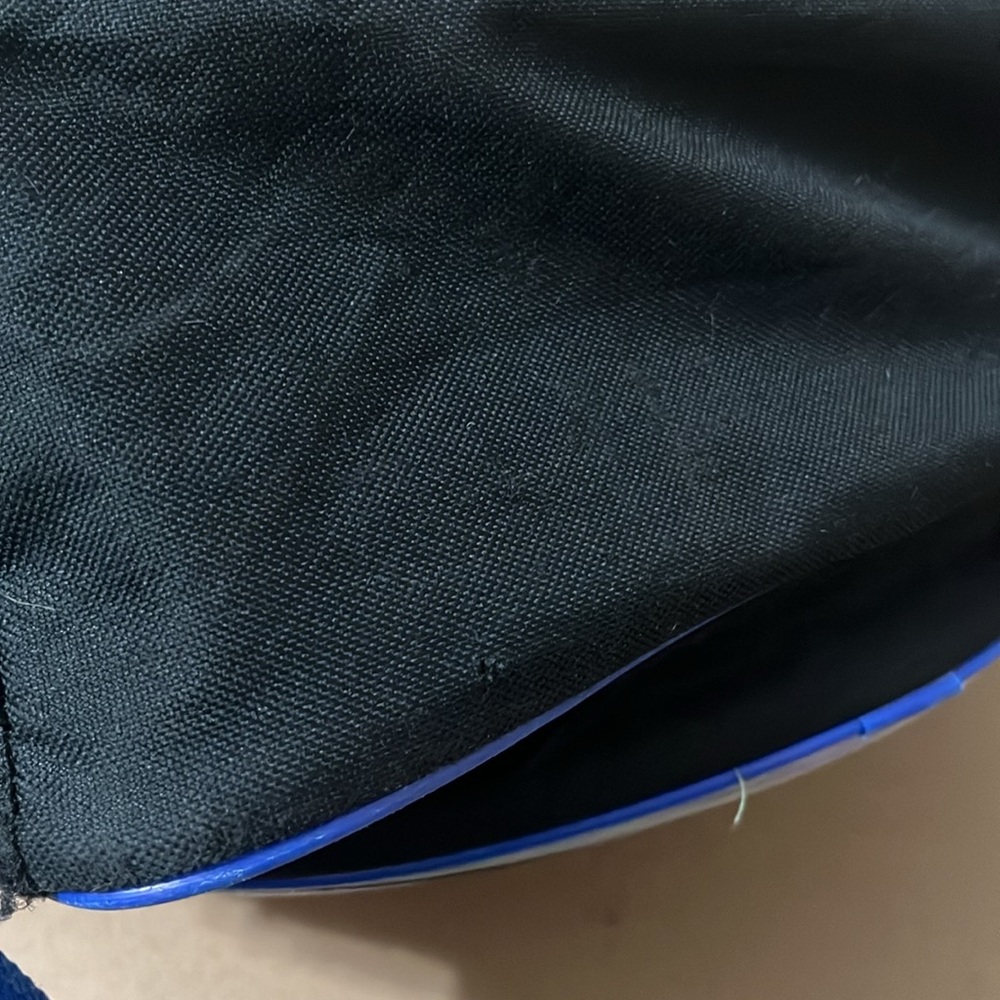 Pokéball Backpack ⬇️ - Picture 9 of 11